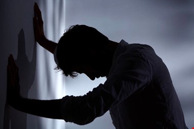 خوردن این غذاها برای افسردهها ممنوع!