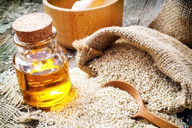 باخوردن این دانه‌های ریز و خوشمزه کچل نخواهید شد!