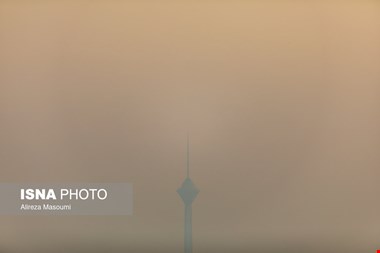 مخالفت وزارت بهداشت با تغییر استانداردهای شاخص آلودگی هوا برای عدم تعطیلی مدارس