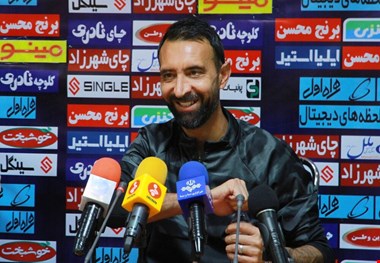 عنایتی: در فاز دفاعی آمار عجیبی داریم / داوران تحت تأثیر جو قرار نگیرند!